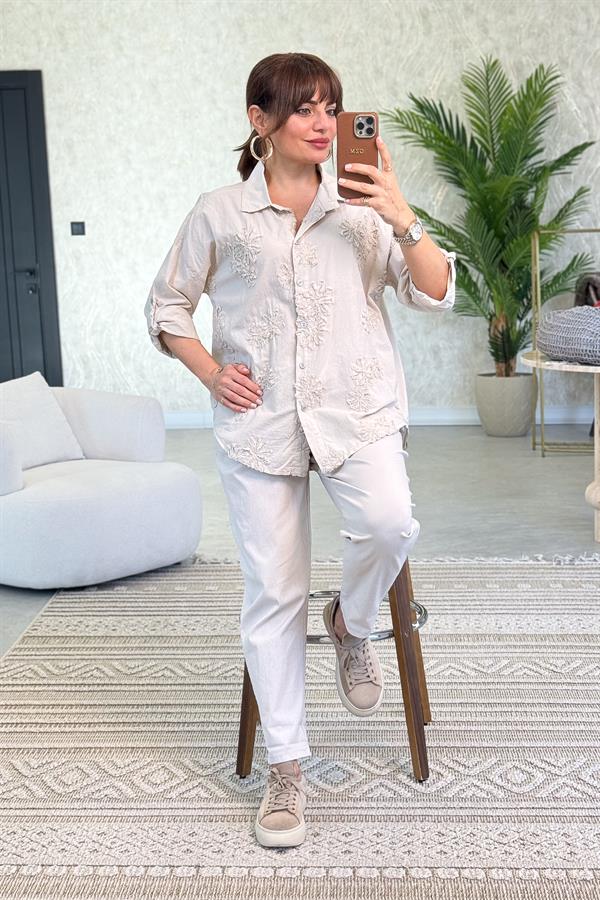 Çiçek Kabartmalı Pamuklu Gömlek Bej Renk