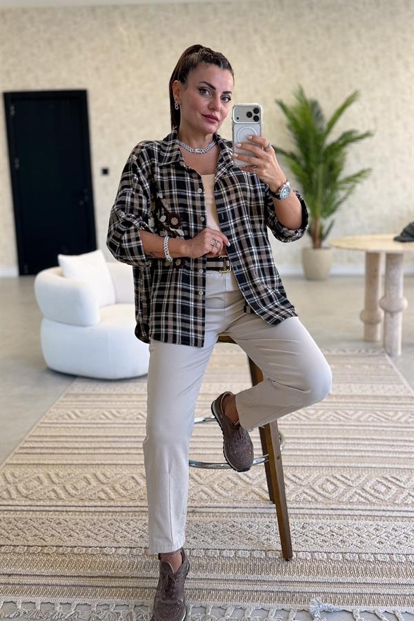 Çiçek Nakışlı Ekoseli Gömlek Bej Renk