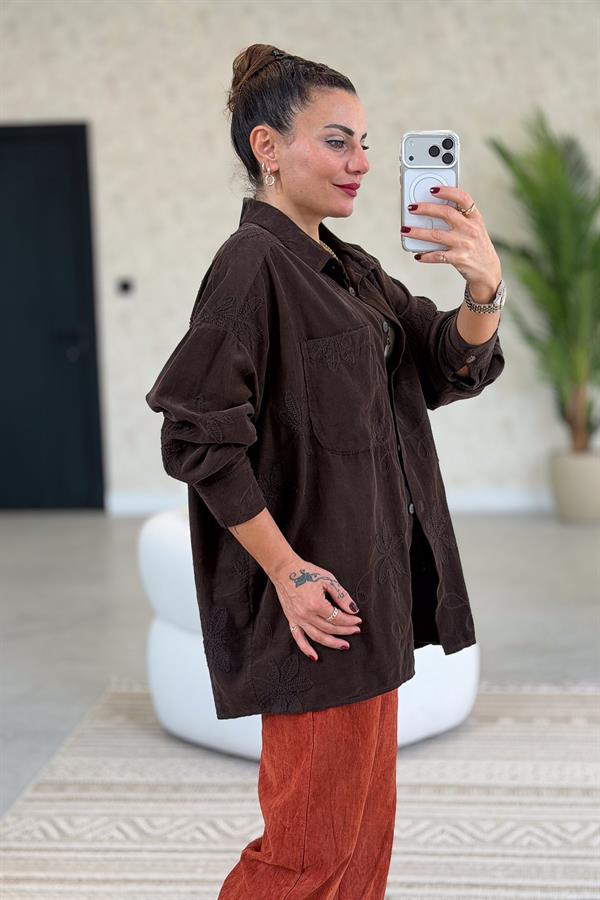 Çiçek Nakışlı Kadife Gömlek Acı Kahve Renk