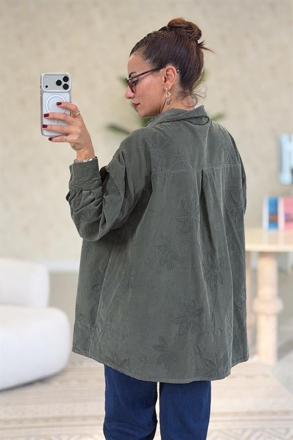 Çiçek Nakışlı Kadife Gömlek Haki Renk