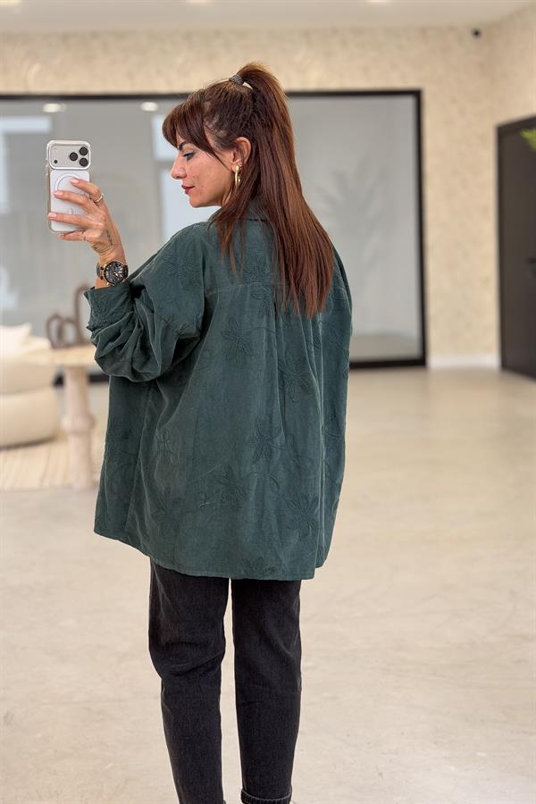 Çiçek Nakışlı Kadife Gömlek Nefti Yeşil Renk