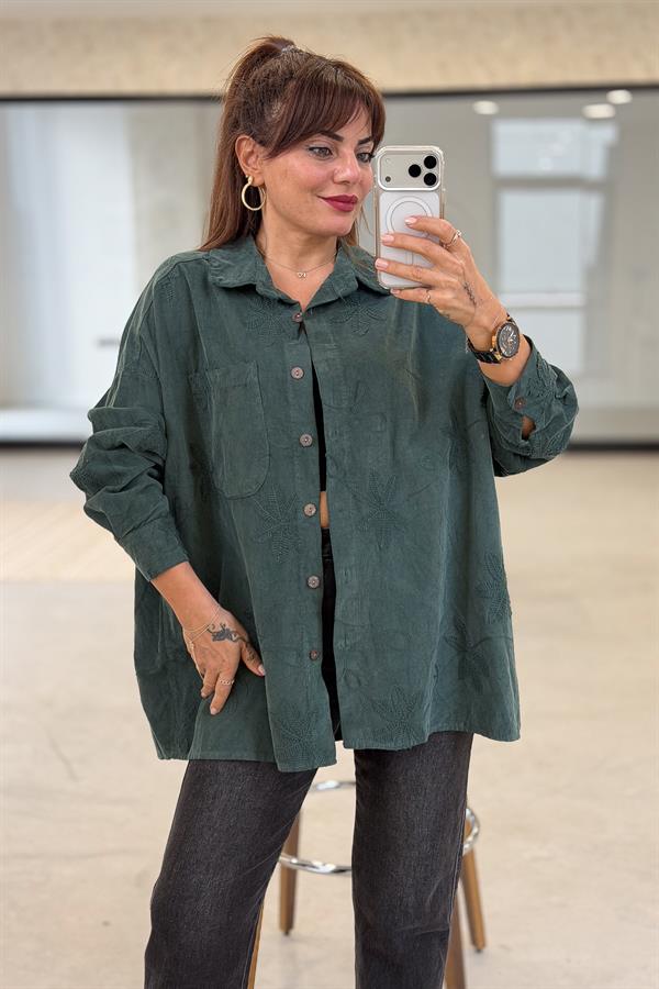 Çiçek Nakışlı Kadife Gömlek Nefti Yeşil Renk