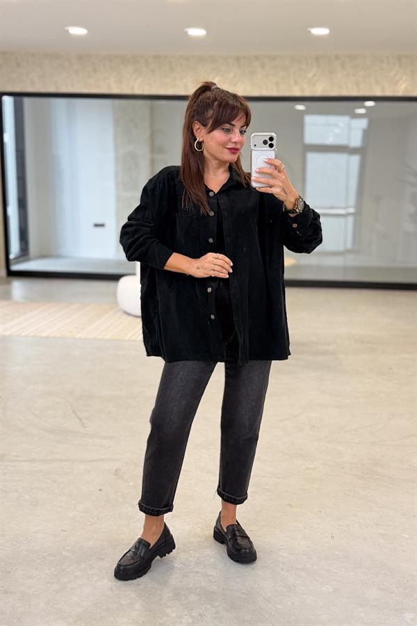 Çiçek Nakışlı Kadife Gömlek Siyah Renk