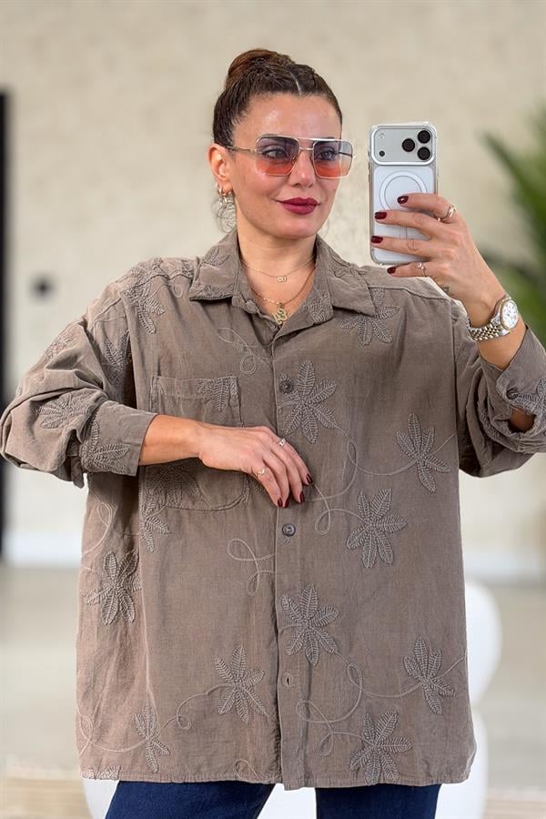 Çiçek Nakışlı Kadife Gömlek Vizon Renk