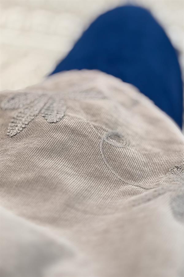 Çiçek Nakışlı Kadife Gömlek Vizon Renk