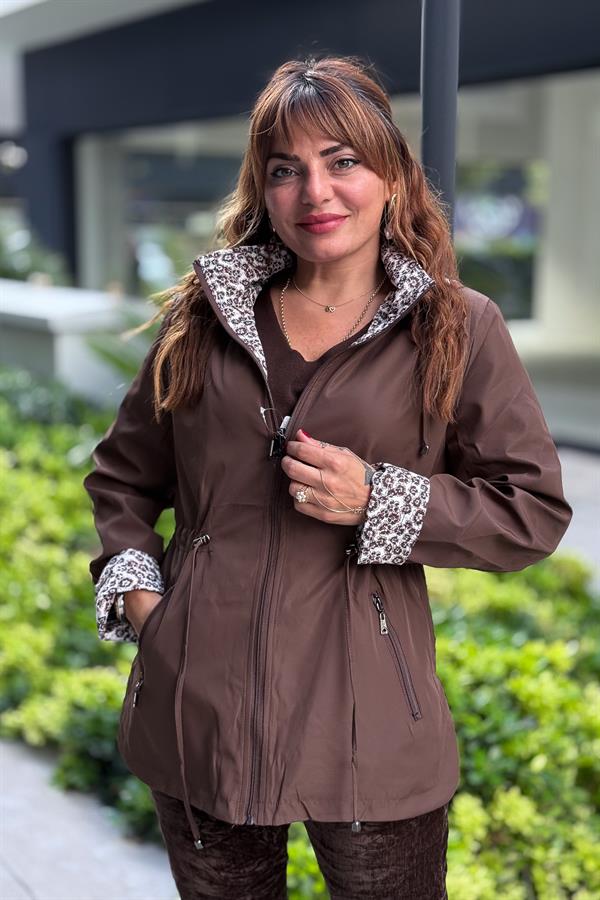 Çift Tarafı Kullanılan Minik Çiçek Desenli Trenç Kahverengi Renk