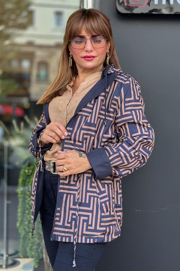 Çift Taraflı Kullanılan Çizgi Desenli Trenç Siyah Renk