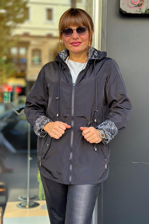 Çift Taraflı Kullanılan Şal Desenli Trenç Siyah Renk