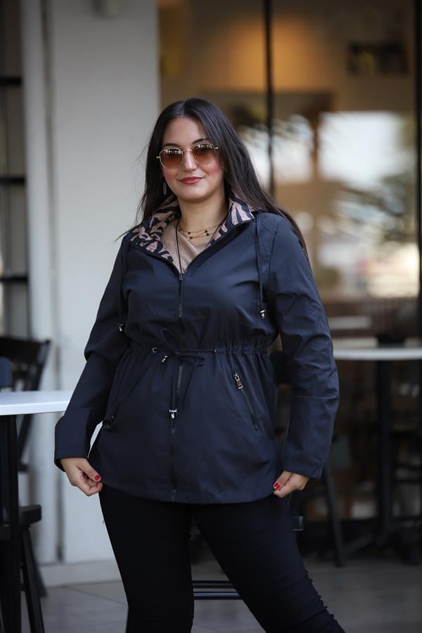 Çift Taraflı Zebra Desenli Belden Büzgülü Trenç Siyah Renk