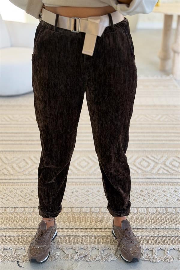 Dar Paça Dikiş Detaylı Fitilsiz Kemerli Kadife Pantolon Kahverengi Renk
