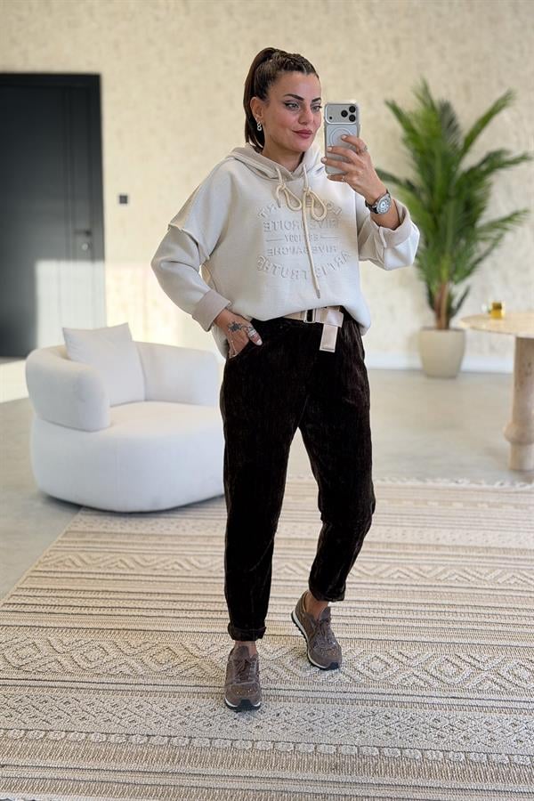 Dar Paça Dikiş Detaylı Fitilsiz Kemerli Kadife Pantolon Kahverengi Renk