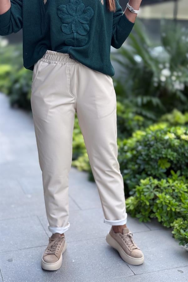 Deri Görünümlü Likralı Pantolon Krem Renk