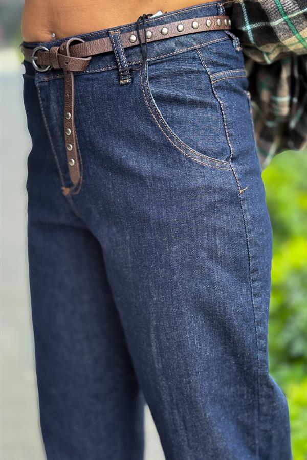 Deri Zımba Kemerli Kot Pantolon Mavi Renk