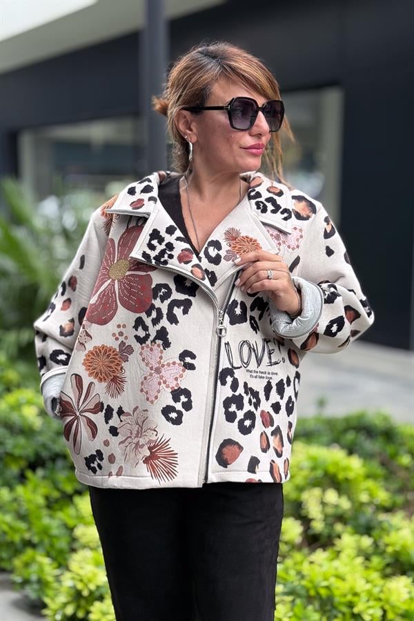 Desenleri Farklı Kruvaze Yaka Polar Ceket Bej Renk