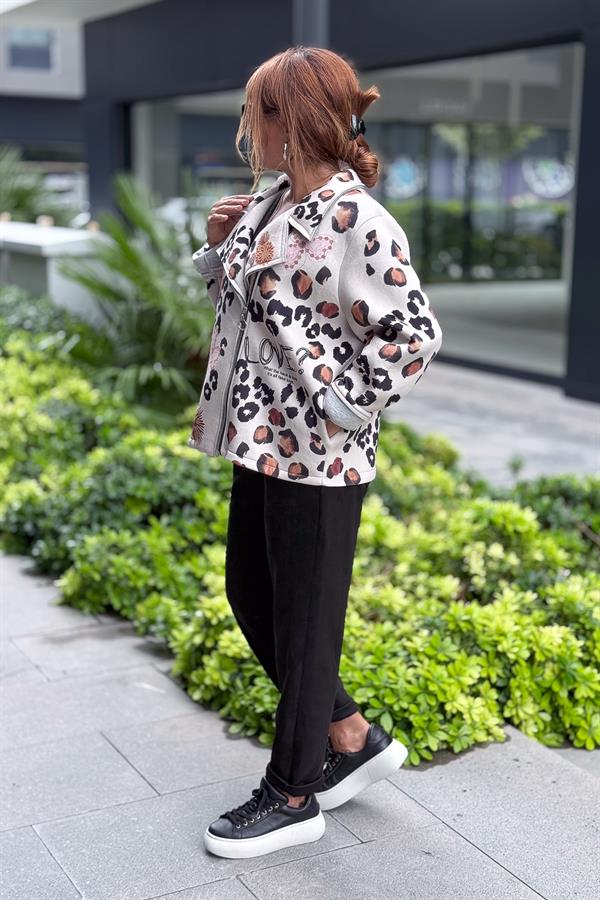 Desenleri Farklı Kruvaze Yaka Polar Ceket Bej Renk