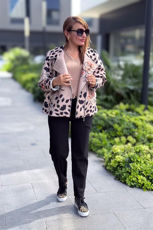 Desenleri Farklı Kruvaze Yaka Polar Ceket Camel Renk