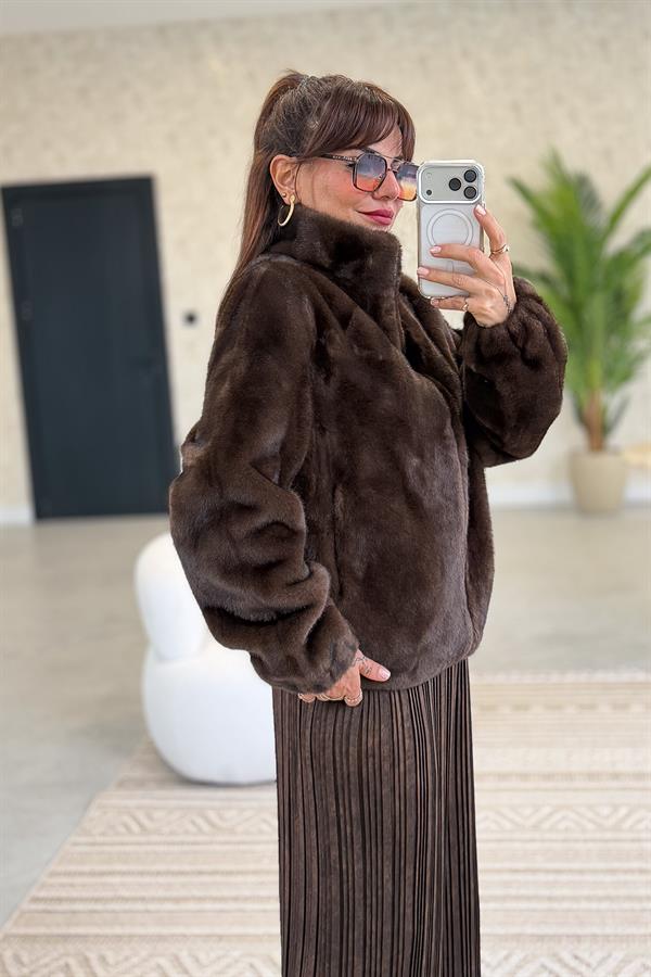 Dik Yaka Kürk Acı Kahve Renk