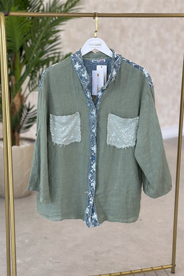 Düğme Yerleri Ve Sırtı Pullu Kot Yamalı Hakim Yaka Gömlek Haki Renk