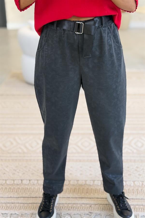 Eskitme Deri Görünümlü Pantolon Antresit Renk