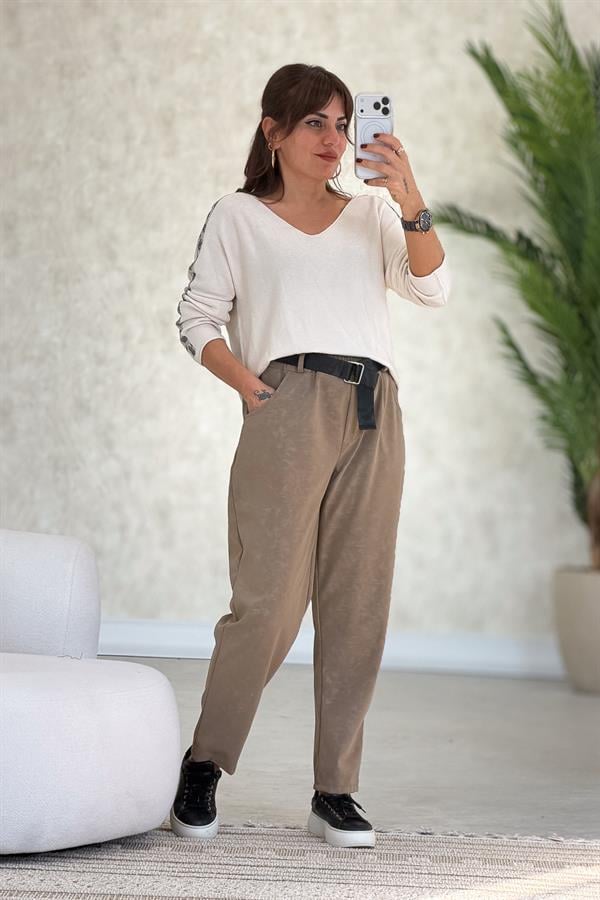 Eskitme Deri Görünümlü Pantolon Camel Renk