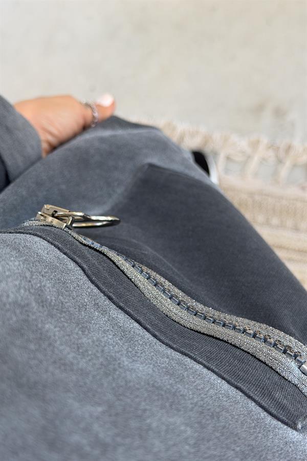 Fermuar Cep Detaylı Yuvarlak Yaka Yıkamalı Sweet Antresit Renk