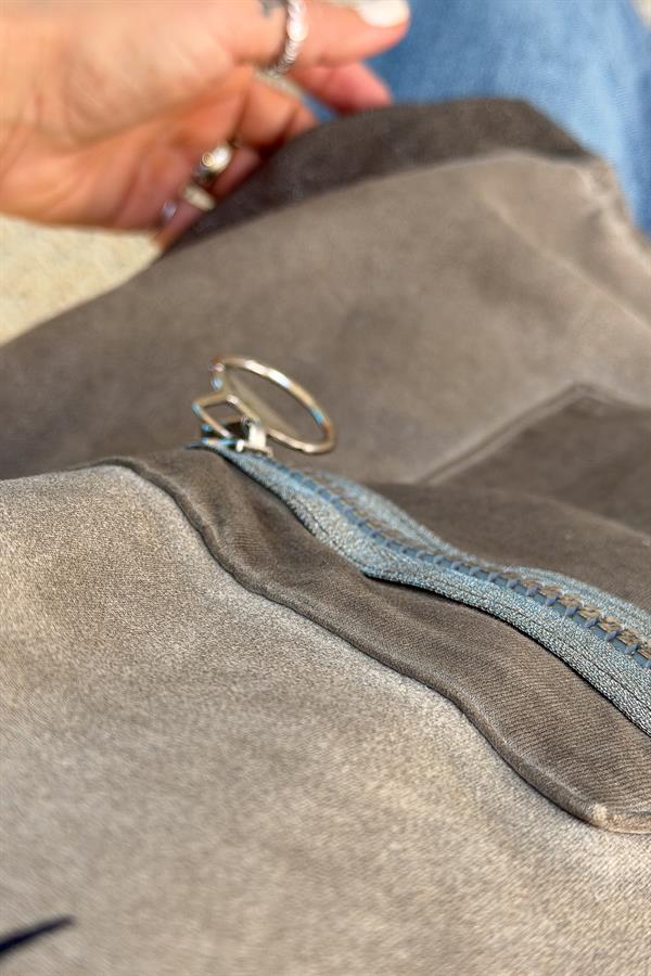 Fermuar Cep Detaylı Yuvarlak Yaka Yıkamalı Sweet Vizon Renk