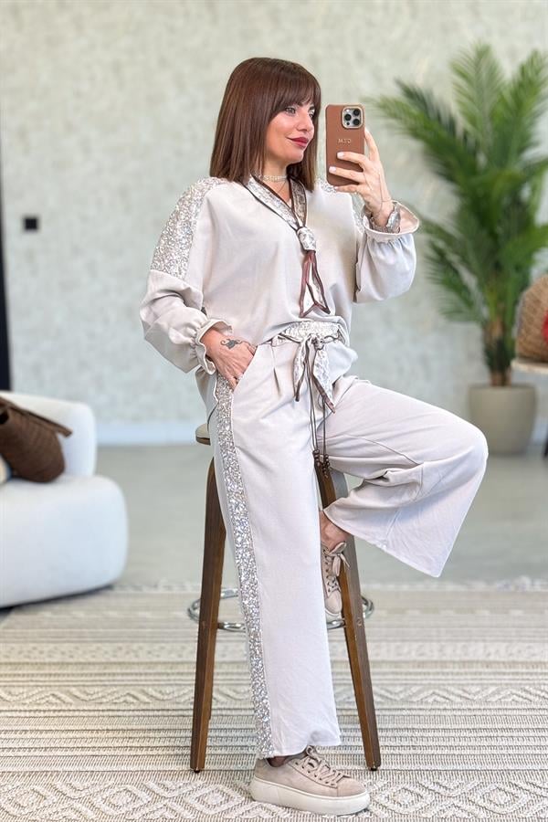 Fular Detaylı İnce Fitilli Pamuklu Alt Üst Takım Bej Renk