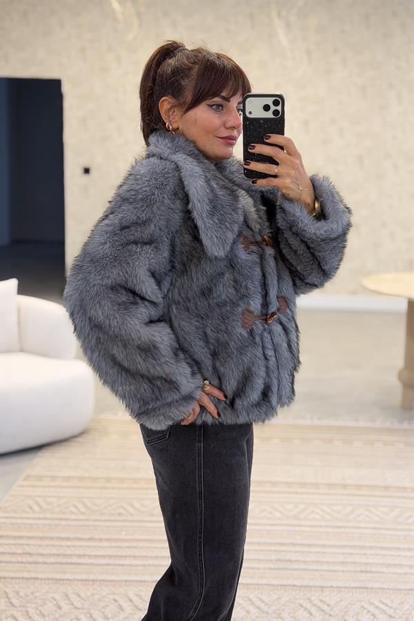 Geniş Yakalı Kısa Kürk Gri Renk