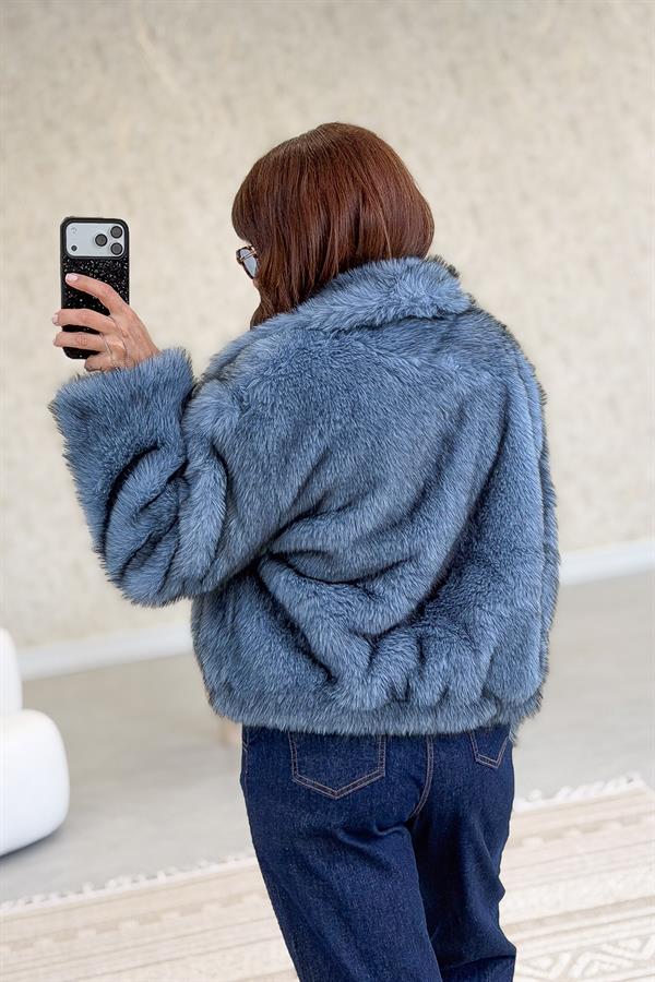 Geniş Yakalı Kısa Kürk Mavi Renk
