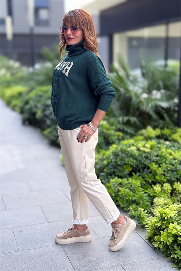 Gold Amour Yazılı Gül Kabartmalı Degaje Yaka Triko Nefti Yeşil Renk