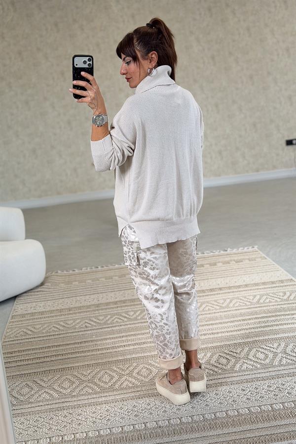 Gold Çiçek Baskılı Degaje Yaka Merserize Triko Bej Renk