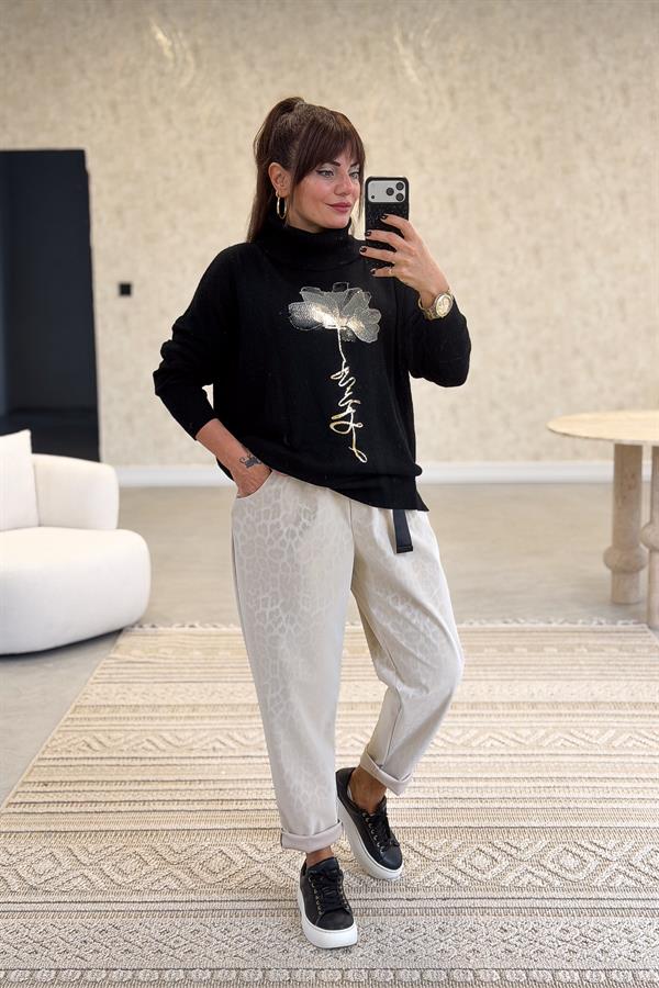 Gold Çiçek Baskılı Degaje Yaka Merserize Triko Siyah Renk