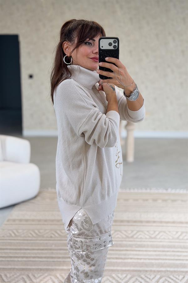 Gold Çiçek Baskılı Degaje Yaka Merserize Triko Bej Renk