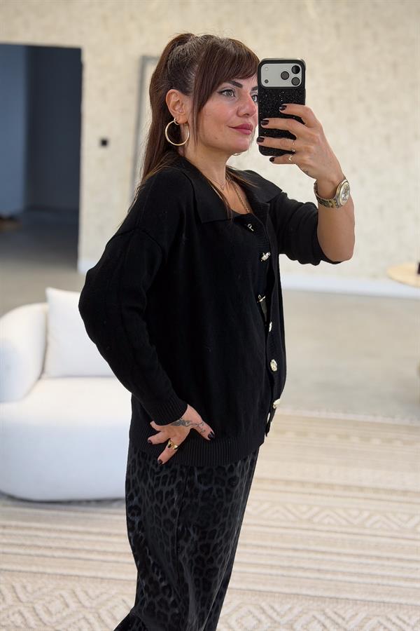 Gold Düğmeli Yakalı Triko Hırka Kazak Siyah Renk