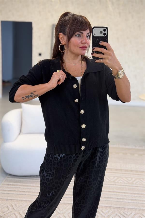 Gold Düğmeli Yakalı Triko Hırka Kazak Siyah Renk