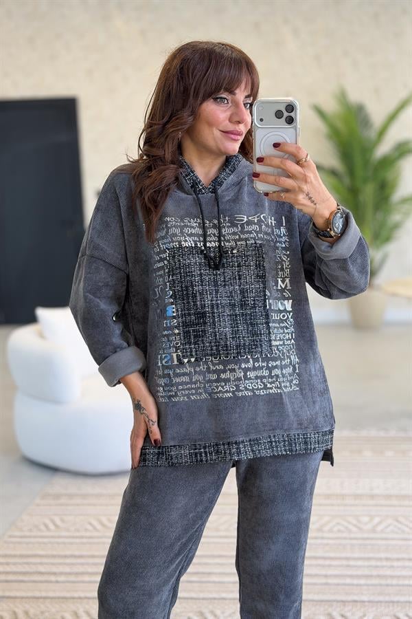 Gümüş Lak Baskılı Desenli Kapüşonlu Alt Üst Kadife Takım Antresit Renk