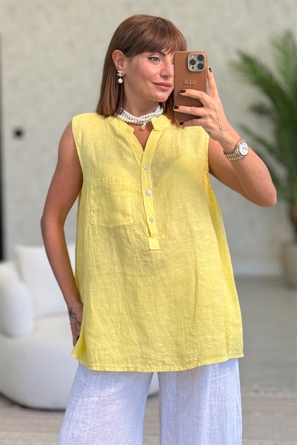 Hakim Yaka Tek Cepli 3 Düğmeli Kolsuz Keten Gömlek Sarı Renk