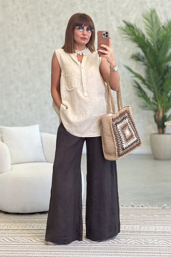 Hakim Yaka Tek Cepli 3 Düğmeli Kolsuz Keten Gömlek Camel Renk