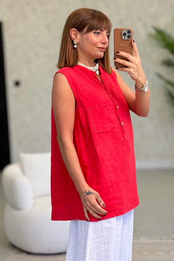 Hakim Yaka Tek Cepli 3 Düğmeli Kolsuz Keten Gömlek Kırmızı Renk