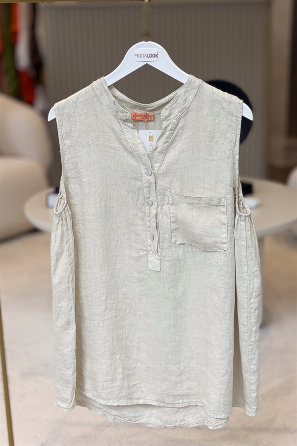 Hakim Yaka Tek Cepli 3 Düğmeli Kolsuz Keten Gömlek Bej RenkGÖMLEK