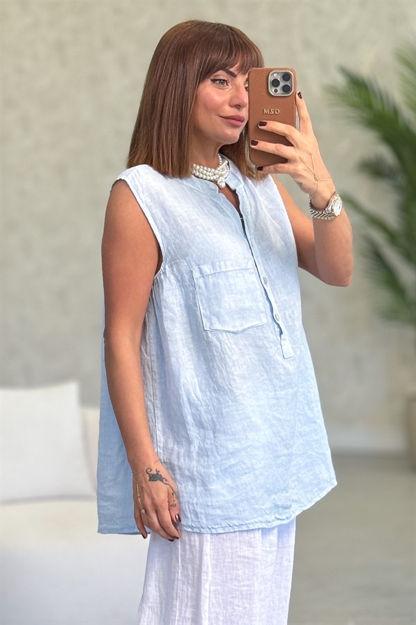 Hakim Yaka Tek Cepli 3 Düğmeli Kolsuz Keten Gömlek Bebe Mavi Renk