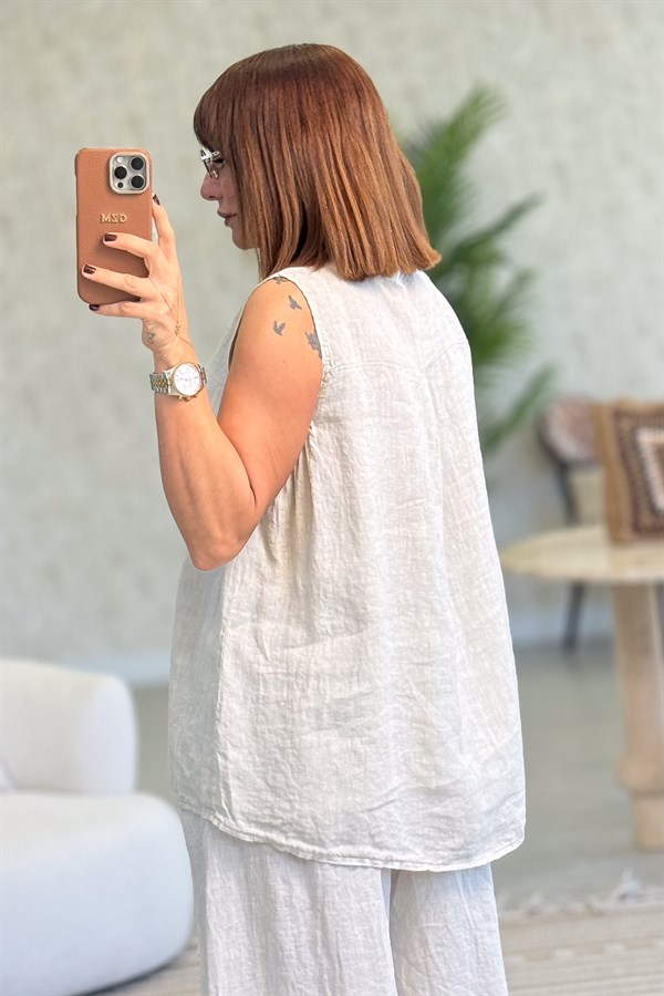 Hakim Yaka Tek Cepli 3 Düğmeli Kolsuz Keten Gömlek Bej Renk