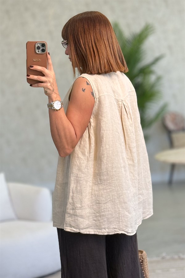 Hakim Yaka Tek Cepli 3 Düğmeli Kolsuz Keten Gömlek Camel Renk