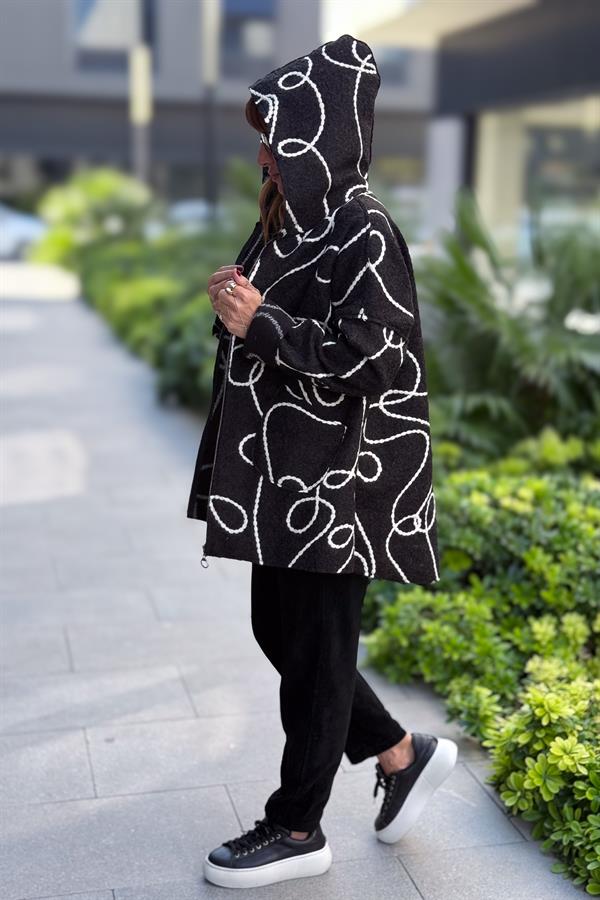 Halat Çizgiler Detaylı Keçe Kaban Siyah Renk