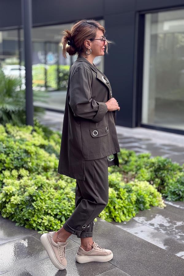 Halka Detaylı Asimetrik Kesim Ceketli Takım Haki Renk