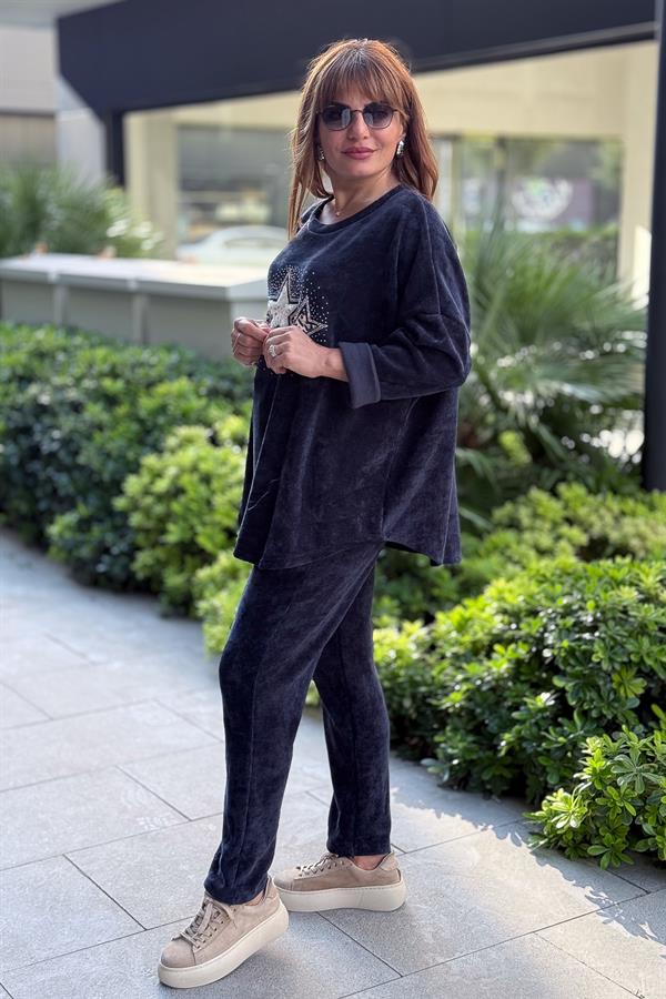 Havuç Paça Beli Lastikli Düz Basic Kadife Eşorfman Altı Lacivert Renk