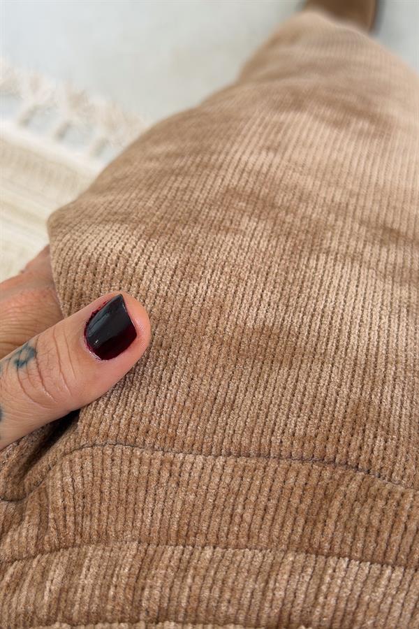 Havuç Paça Beli Lastikli Düz Basic Kadife Eşorfman Altı Camel Renk