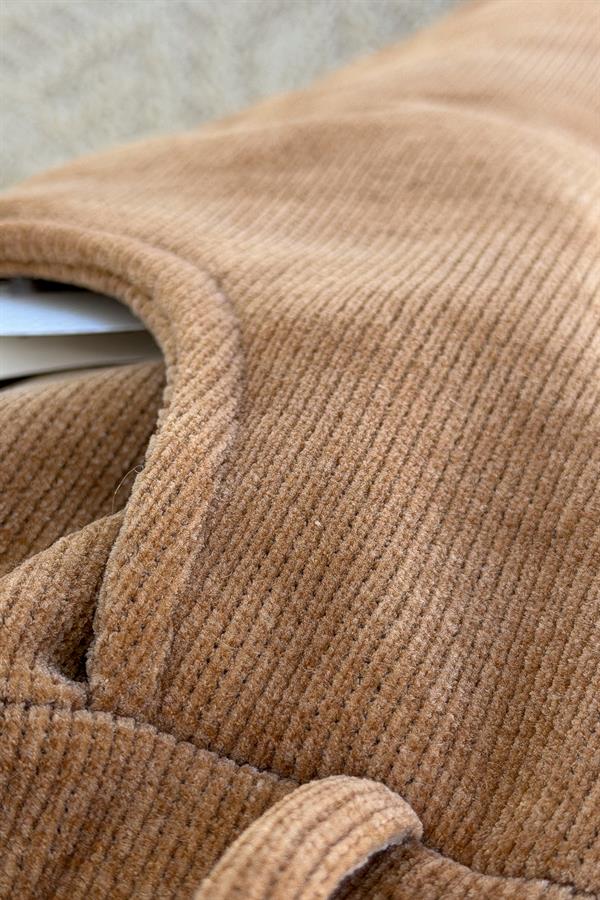 Havuç Paça Fitilli Siyah Kemerli Kadife Pantolon Camel Renk