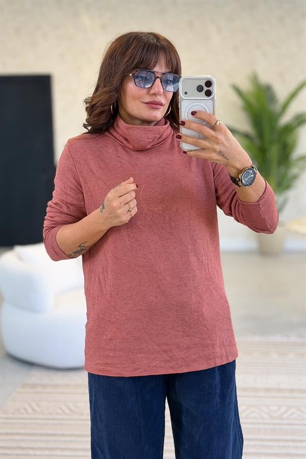 İçi Jardonlu Düz Basic Balıkçı Yaka Triko Kiremit Renk