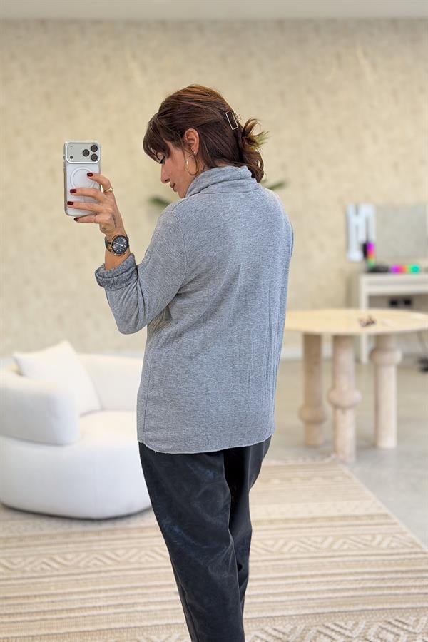 İçi Jardonlu Düz Basic Balıkçı Yaka Triko Gri Renk